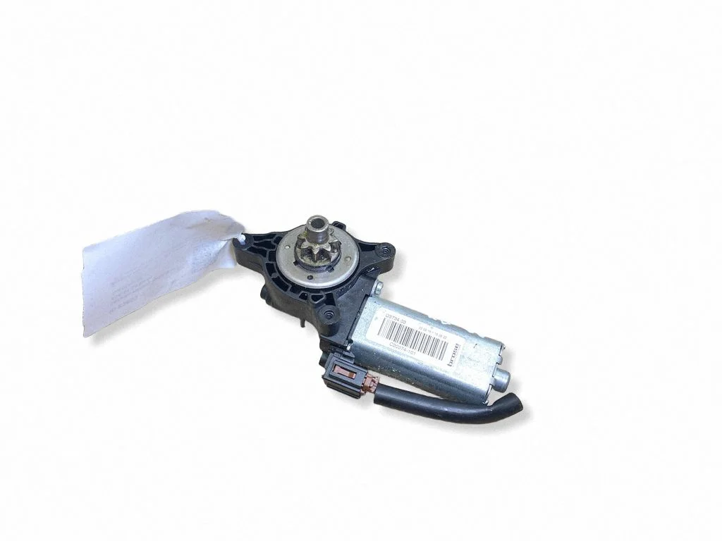 Sēdekļa regulēšanas motoriņš C20374101