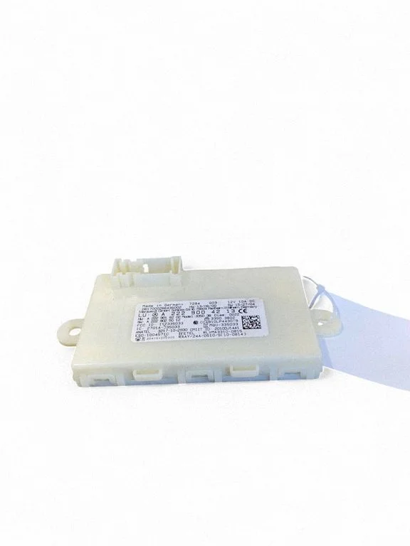 Bezatslēgas sistēmas KESSY (keyless) vadības bloks/modulis A2229004213