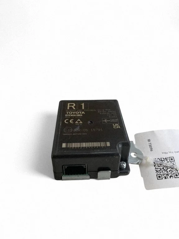 Võtmeta süsteemi KESSY (keyless) juhtplokk/moodul – Lexus RX 450H (2016-)