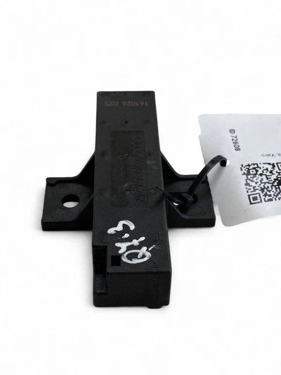 Bezatslēgas sistēmas KESSY (keyless) vadības bloks/modulis – Audi Q7 4M (2015-)