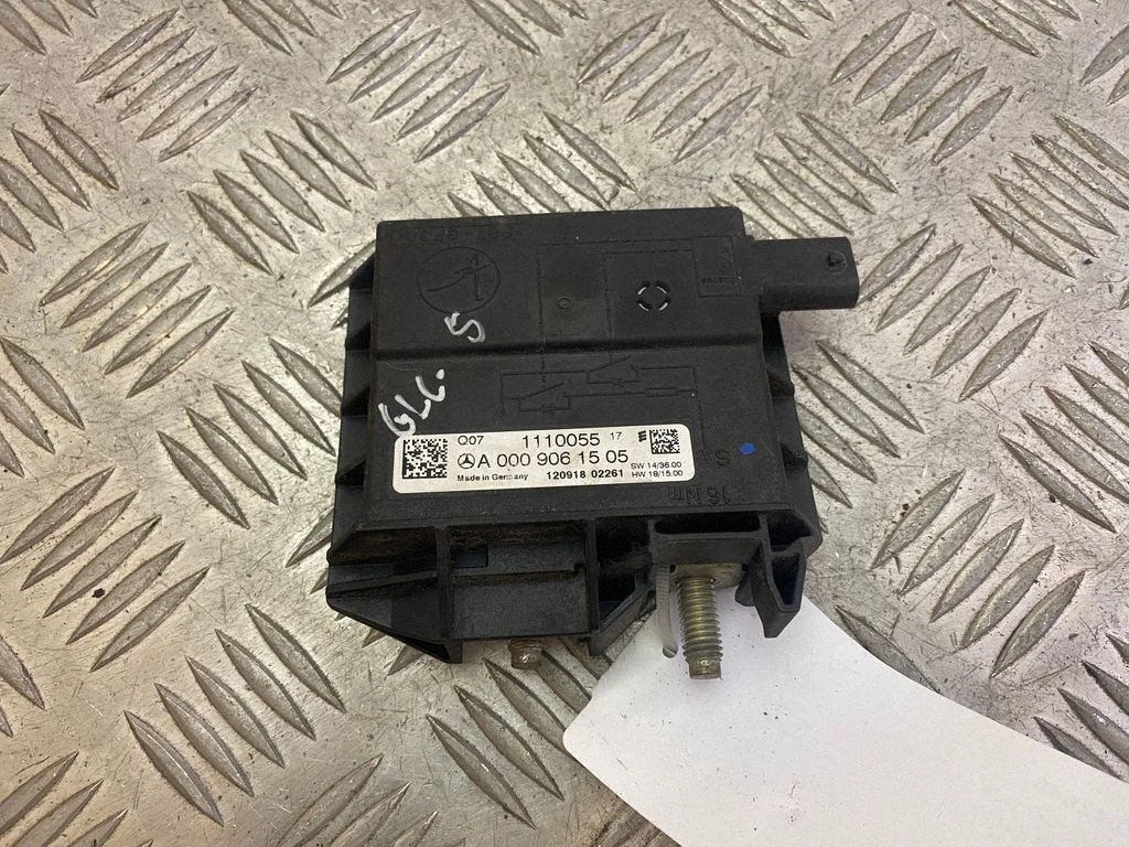Battery relay fuse – Mercedes-Benz GLC-Class C253 (2016-)
