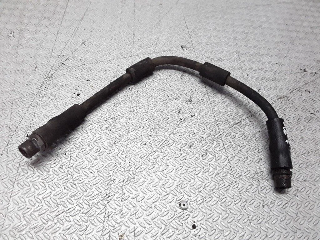Brake line pipe/hose – front left