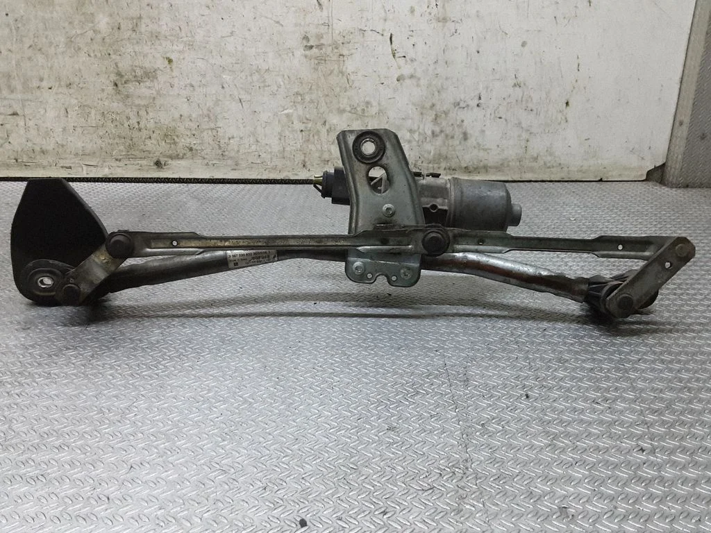 Front wiper linkage 13111211LHD