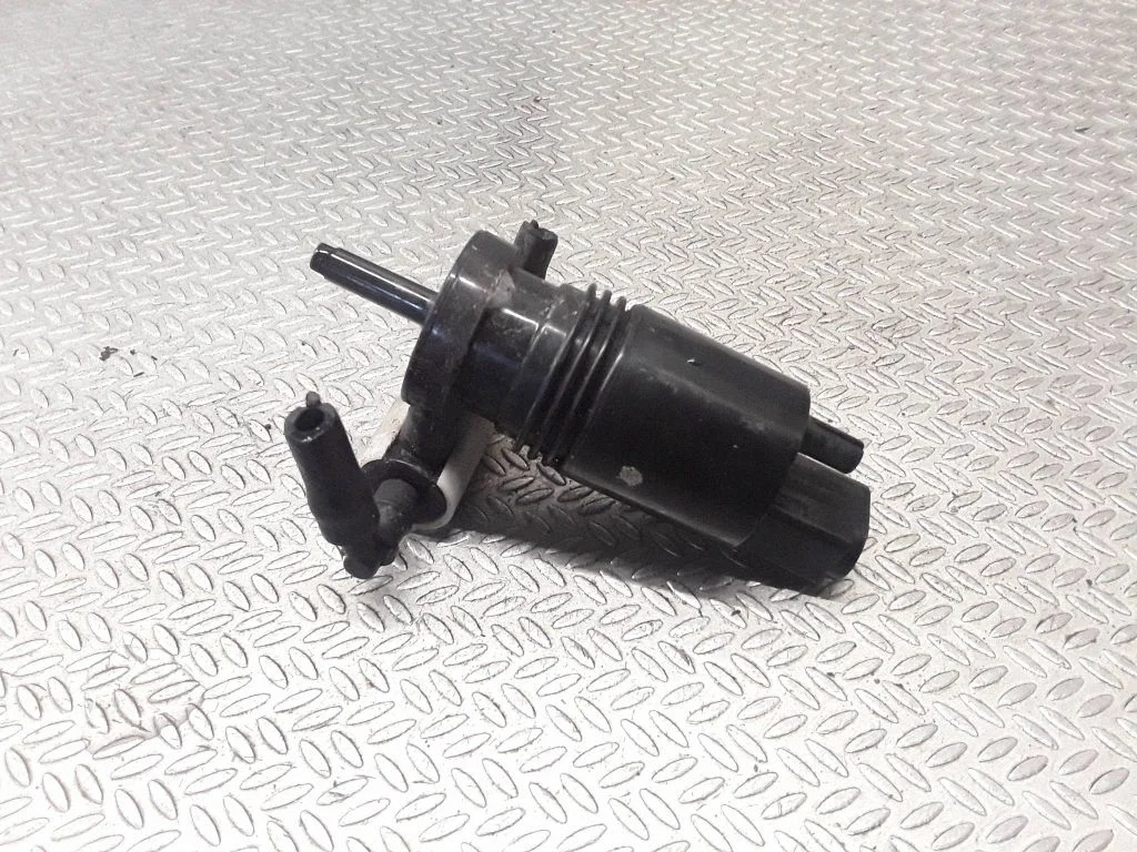 Windscreen/windshield washer pump