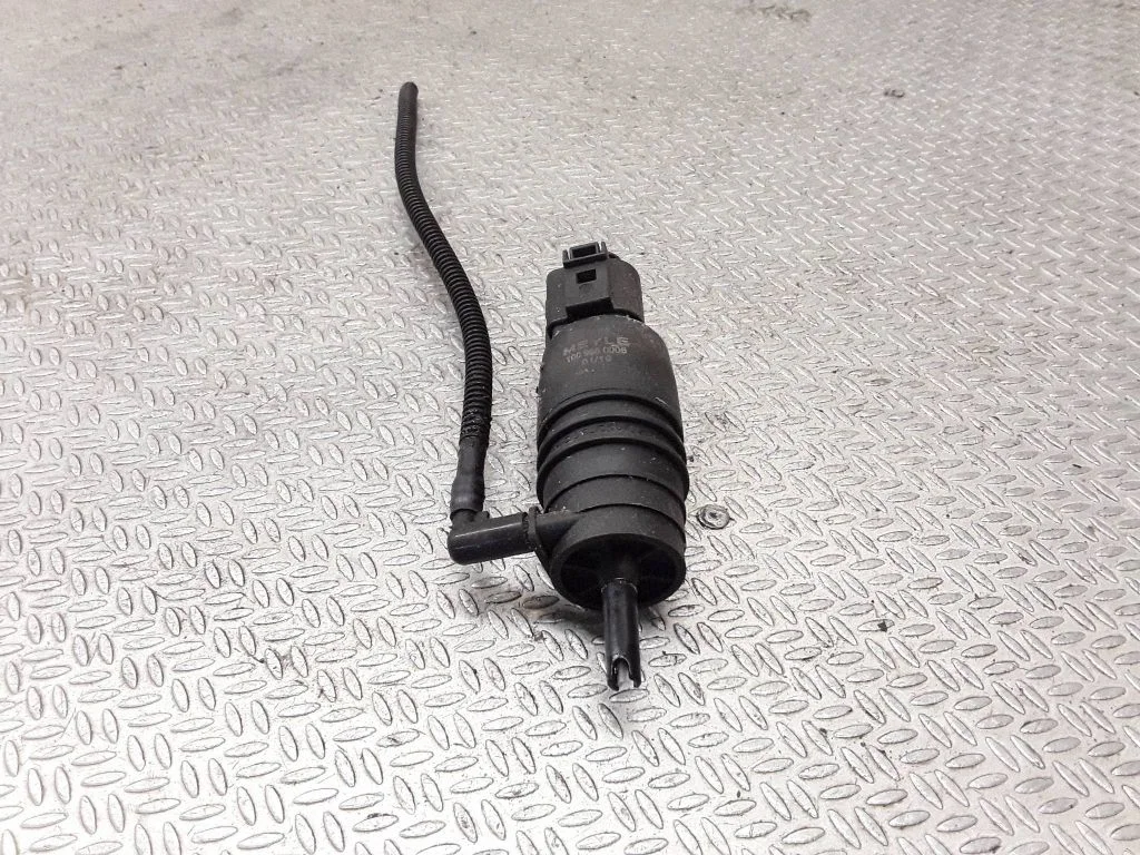 Windscreen/windshield washer pump 1009550006