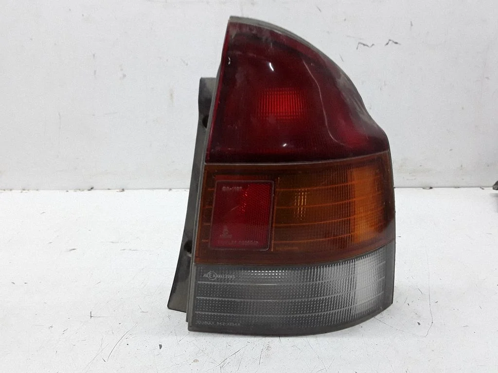 Rear/tail lights E40023245