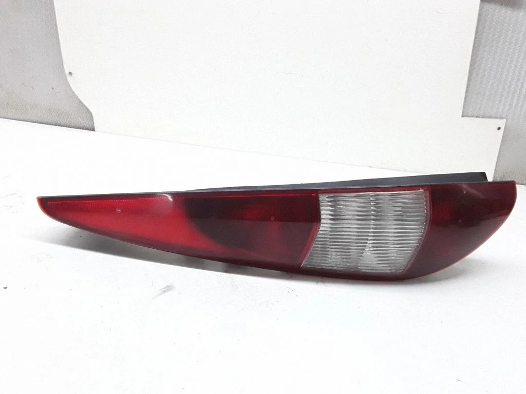 Rear/tail lights 1S7H3405C