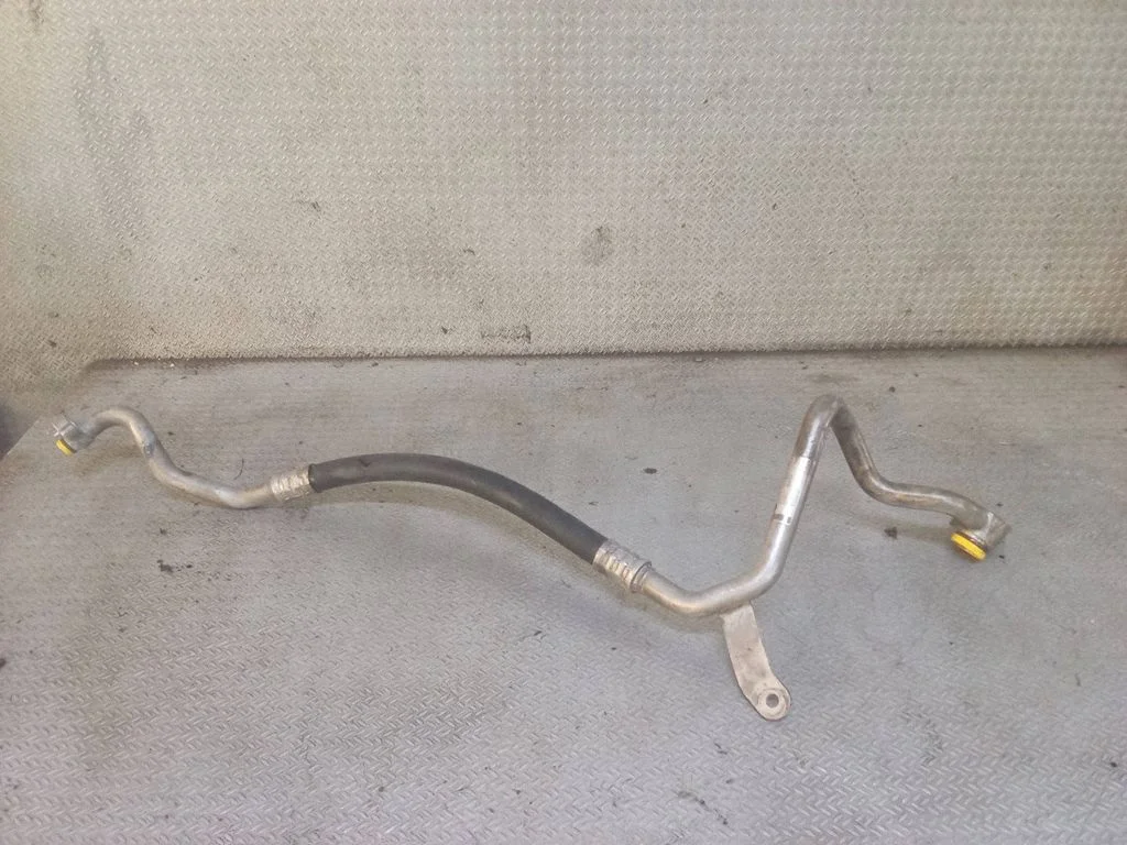 Air conditioning (A/C) pipe/hose 912000606