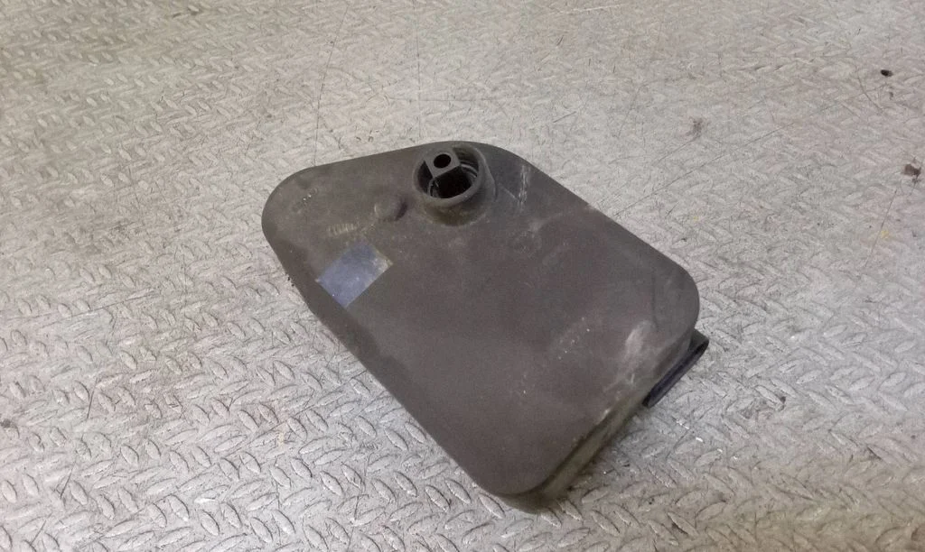 Lukturu augstuma regulēšanas motoriņš 6938297