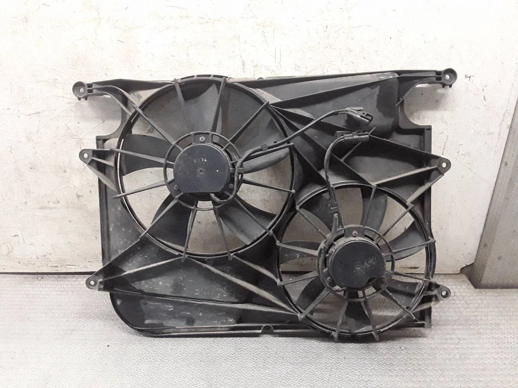 Electric radiator cooling fan