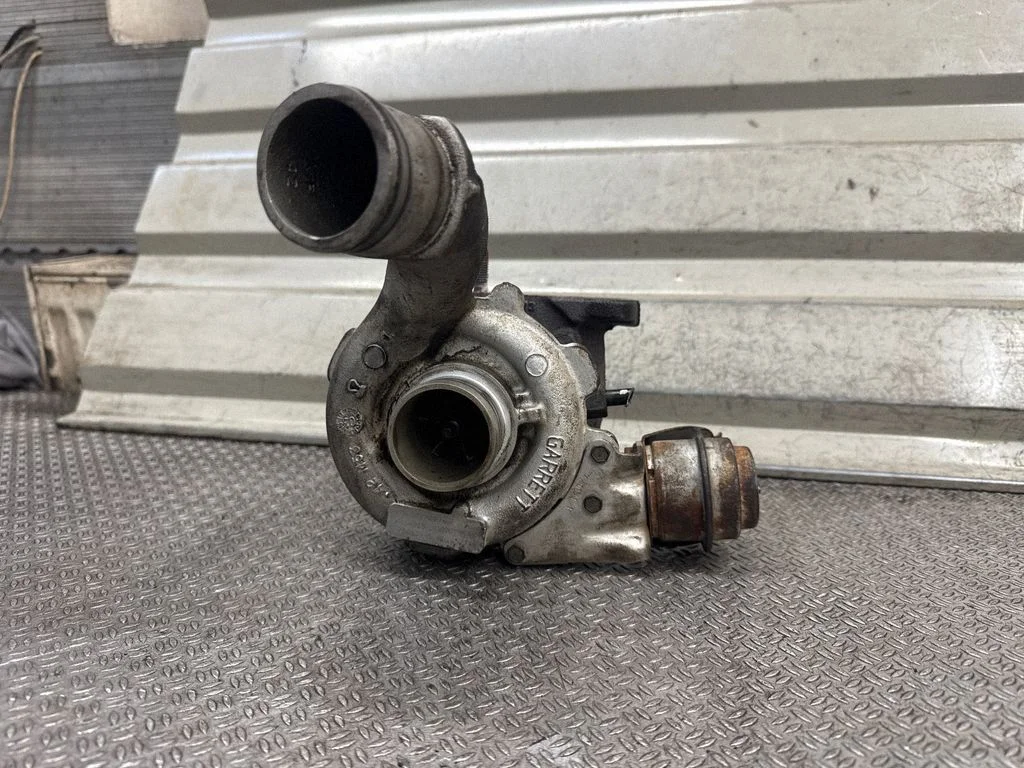 Turbo 8200332125