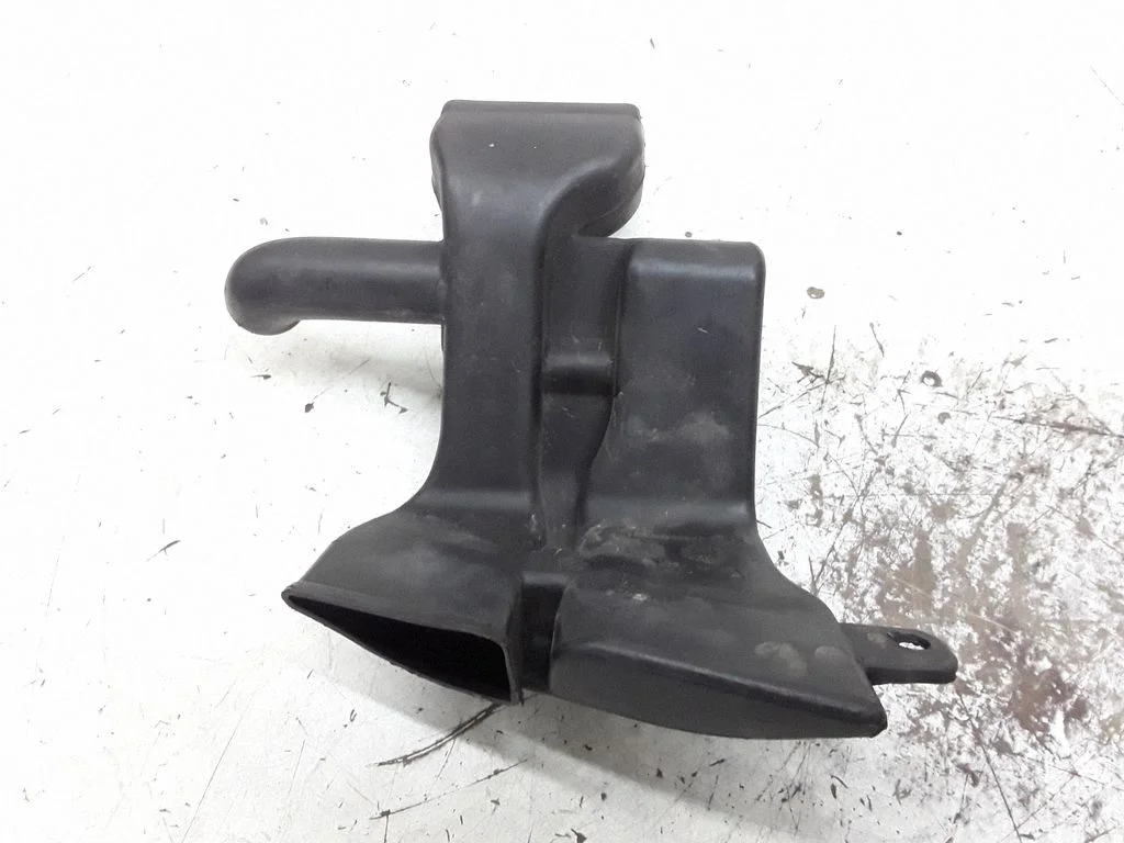 Air intake duct part – Chrysler Sebring (JS) (2006-2010)