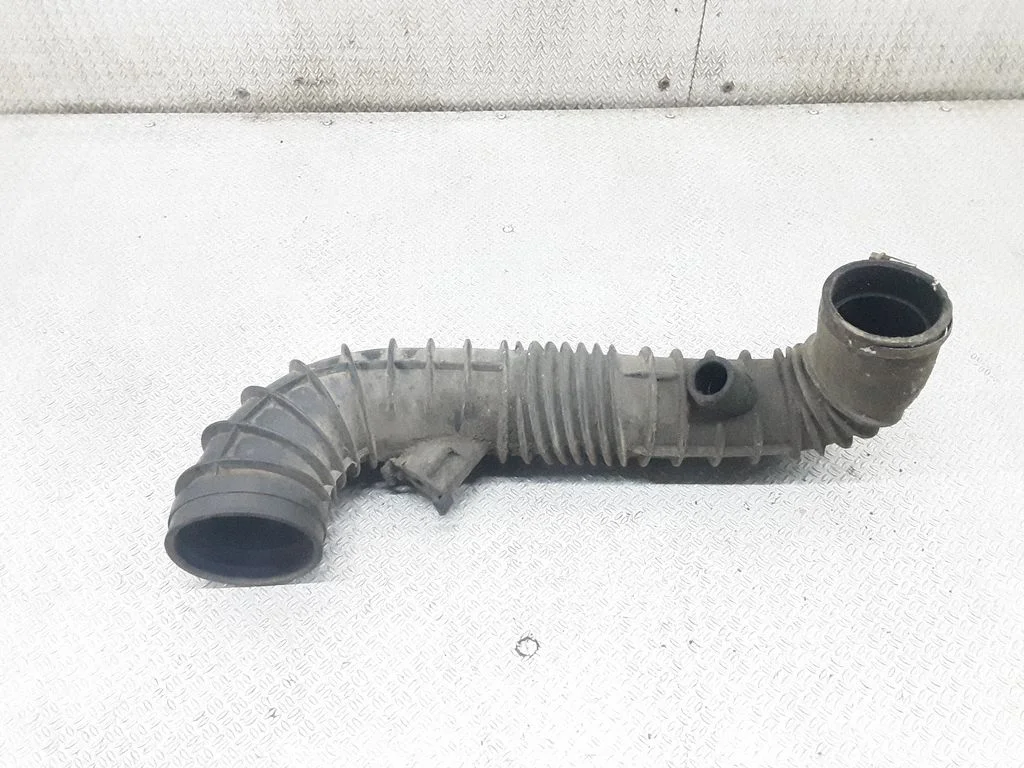 Air intake duct part A6395281182