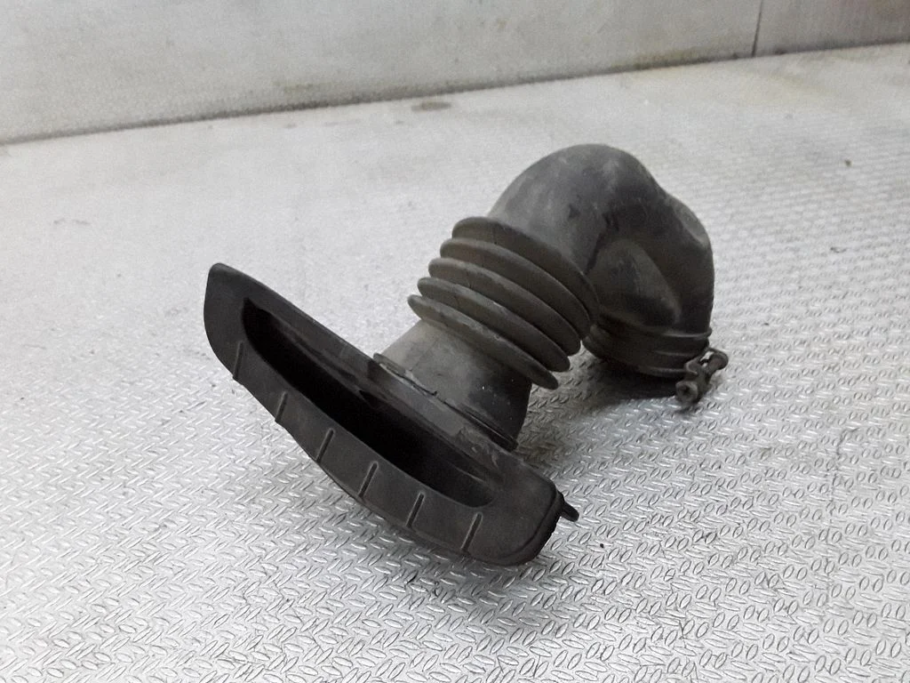 Air intake duct part 2821107200
