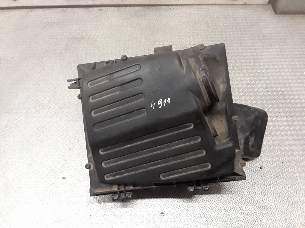 Air filter box 55560889