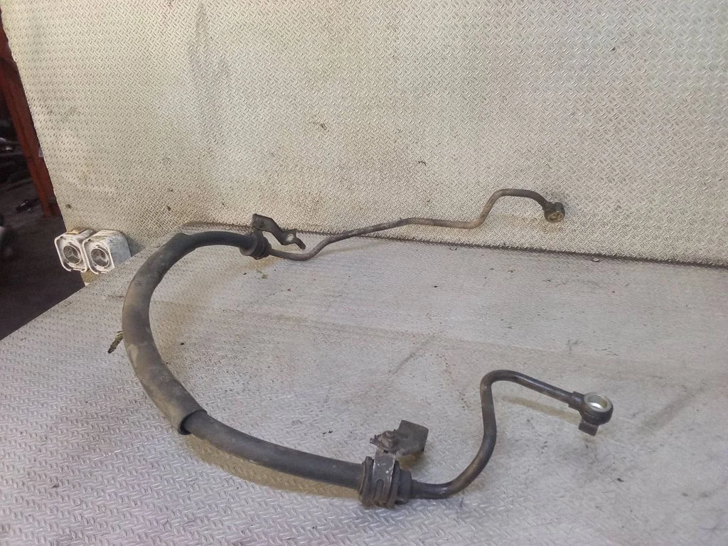 Power steering hose/pipe/line