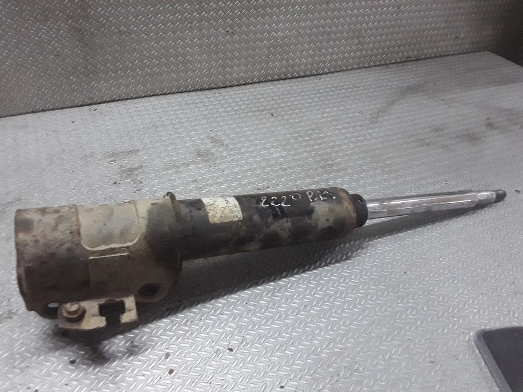 Front shock absorber/damper – left