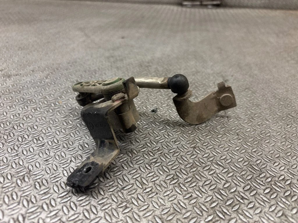 Headlight/headlamp level sensor 3C0412522B