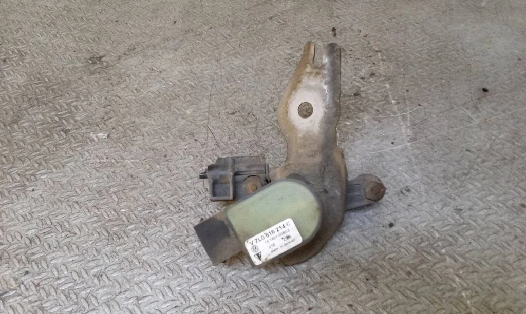 Headlight/headlamp level sensor 7L0616214C
