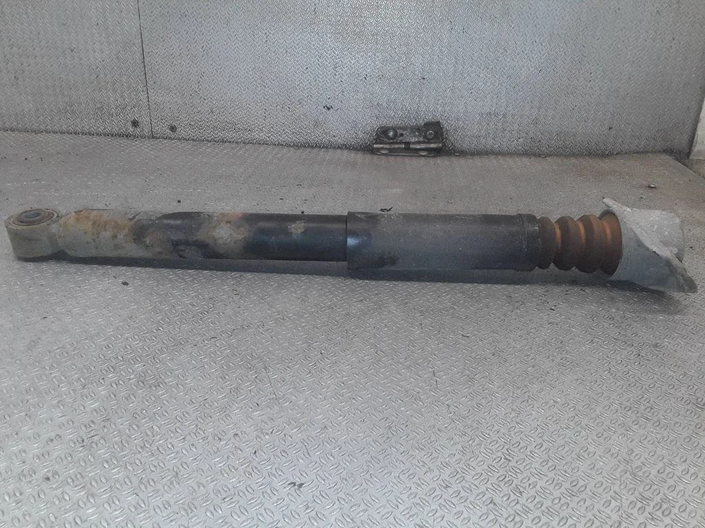 Rear shock absorber/damper
