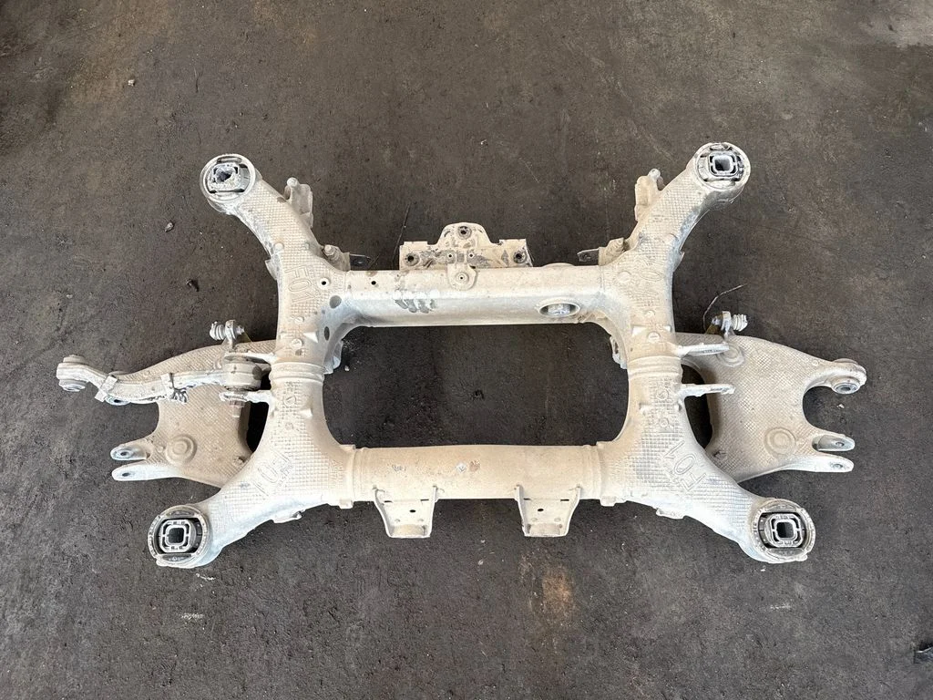 Rear subframe 677588803