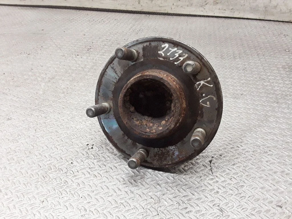 Rear wheel hub 3N612C299A