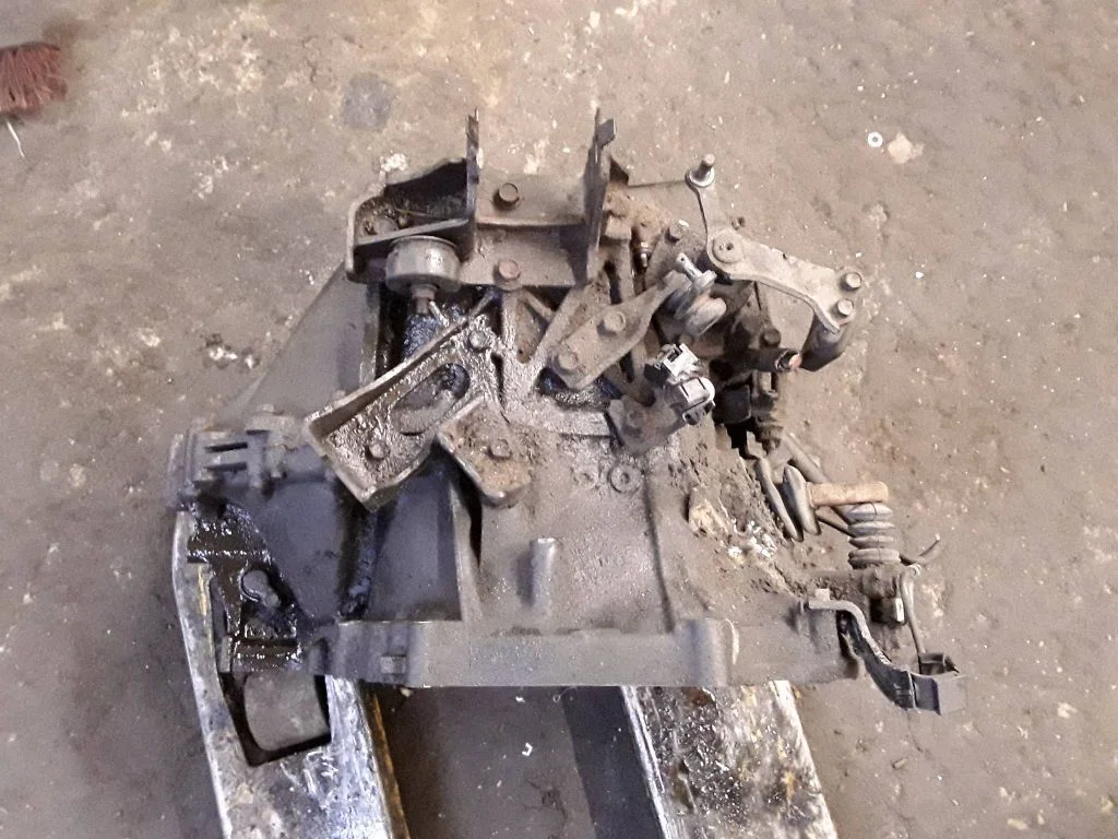 Manual 6 speed gearbox