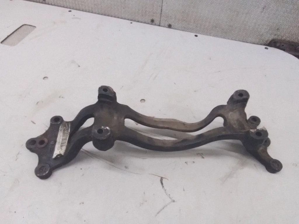 Gearbox mounting bracket 3D0399263AD