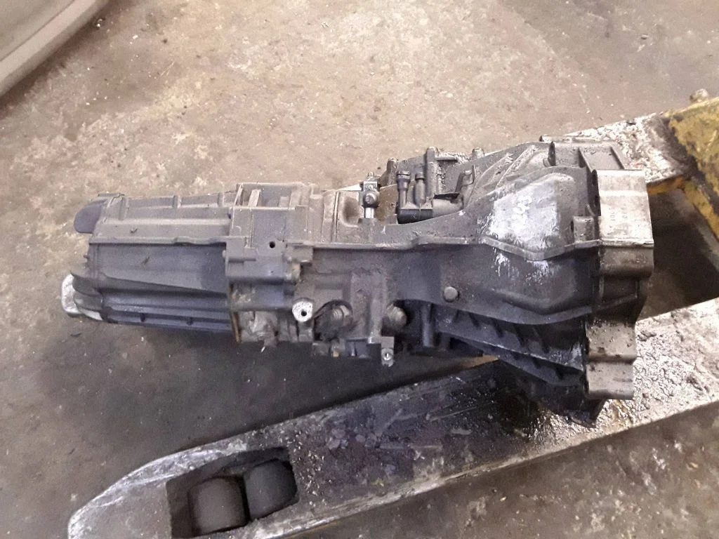 Manual 6 speed gearbox
