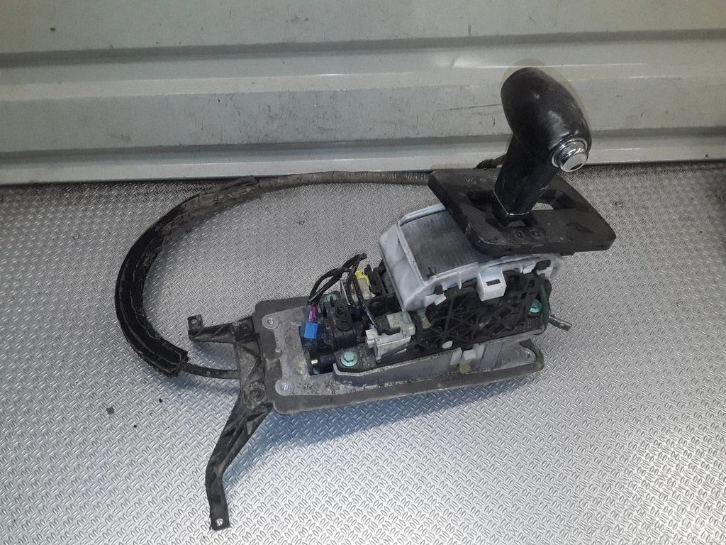 Mechanizm zmiany biegów (kulisa) 7L6713025C