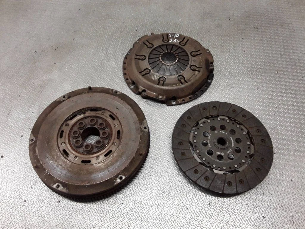 Clutch set kit 074141117A