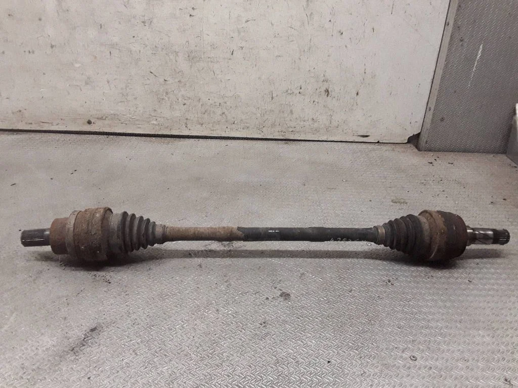Rear driveshaft – left