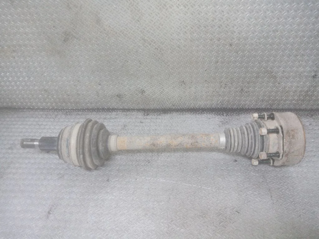 Rear driveshaft – right