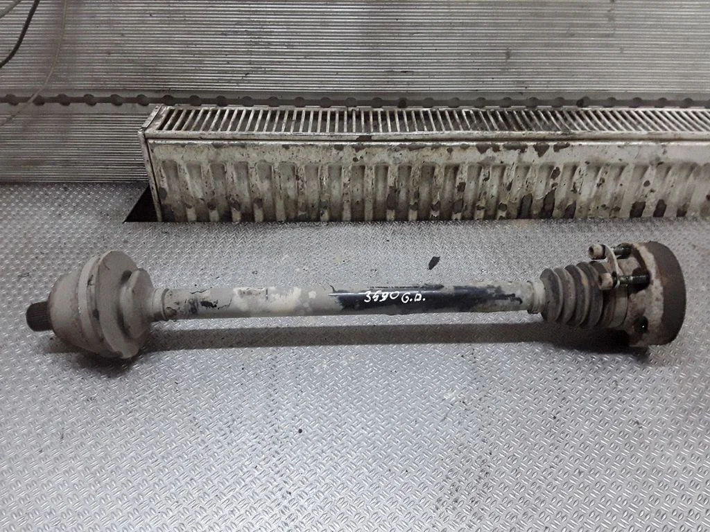 Rear driveshaft 4E0501203B