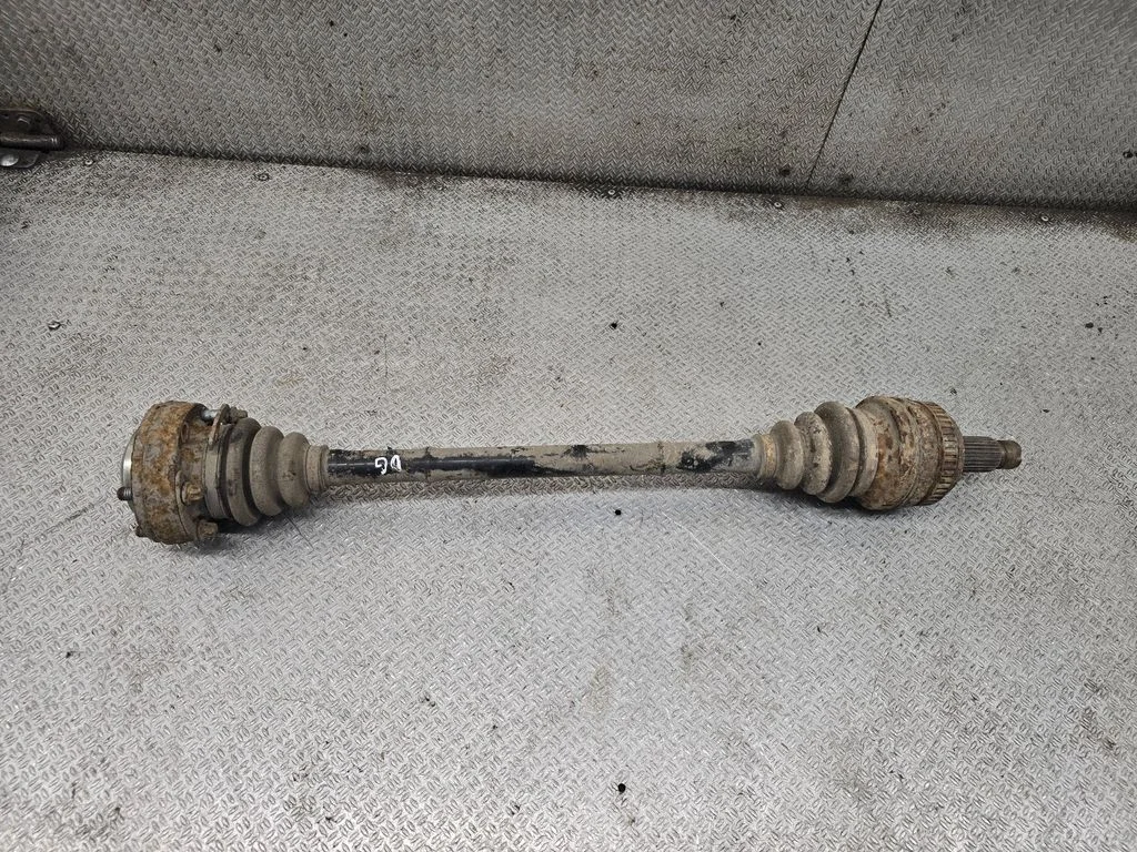 Rear driveshaft 7533446