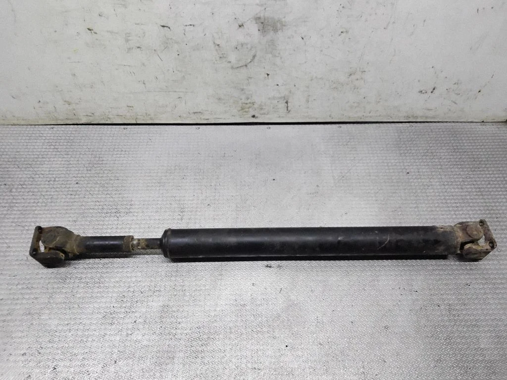 Rear driveshaft/prop shaft