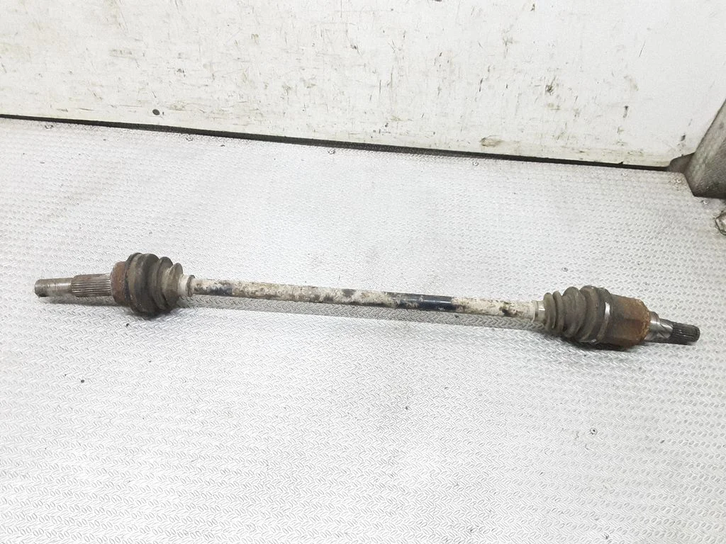 Rear driveshaft – Nissan Murano Z50 (2002-2008)