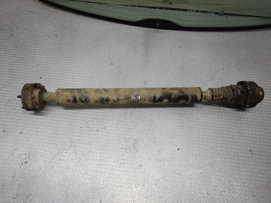 Rear driveshaft/prop shaft