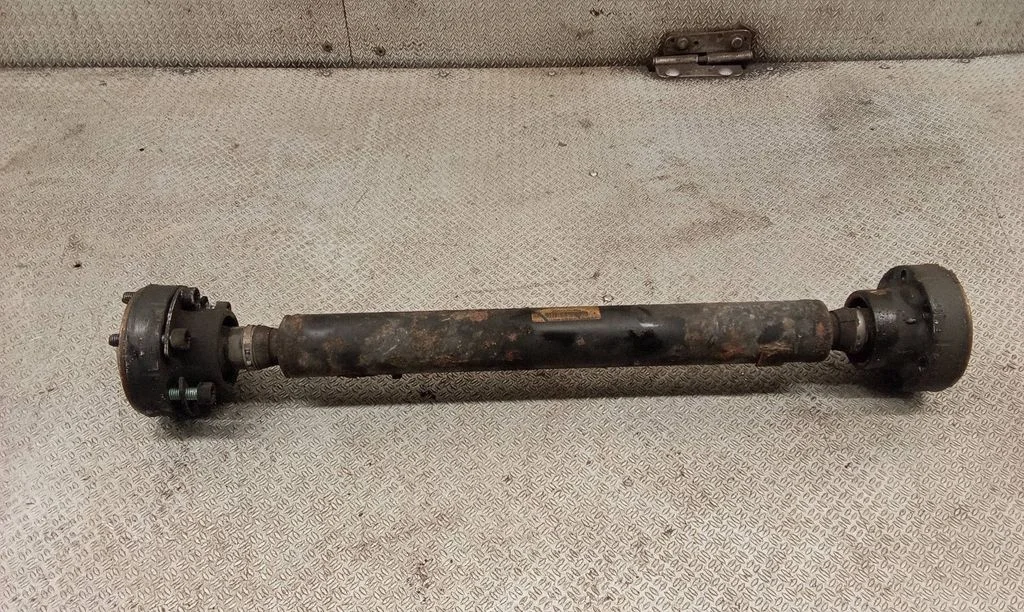 Front prop shaft 7L0521101A