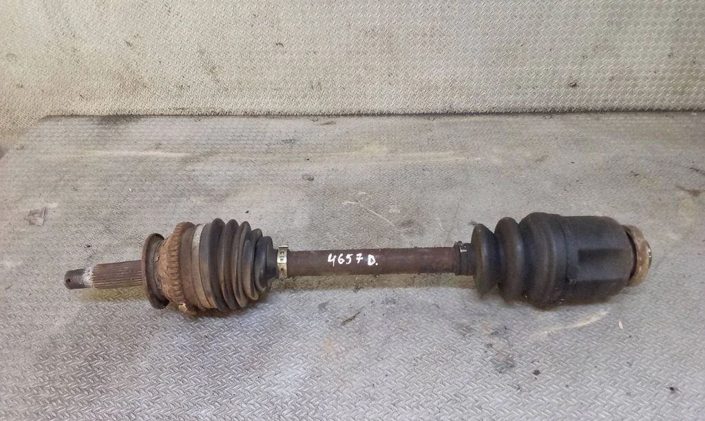 Front driveshaft – right