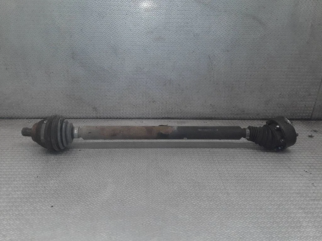 Front driveshaft – right
