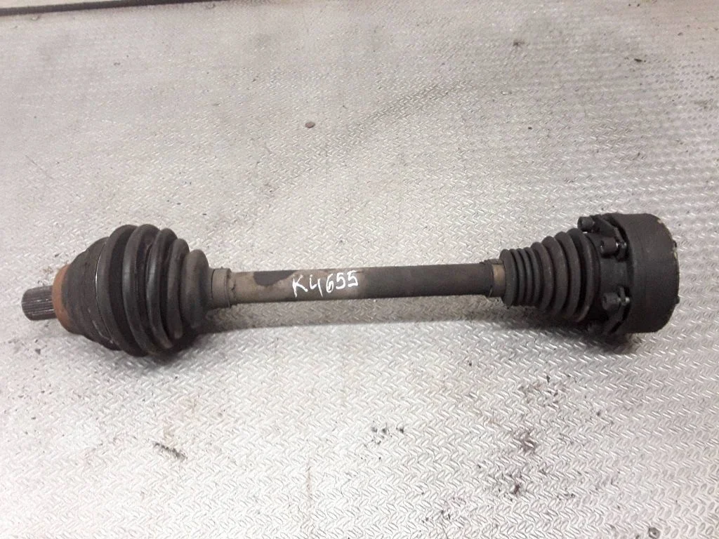 Front driveshaft – left