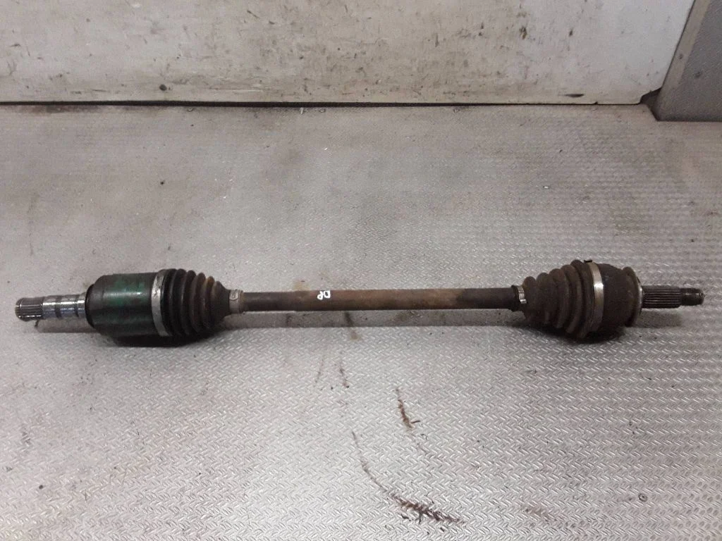 Front driveshaft – right