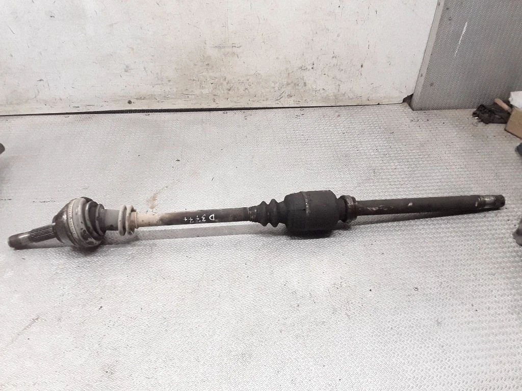 Front driveshaft – right