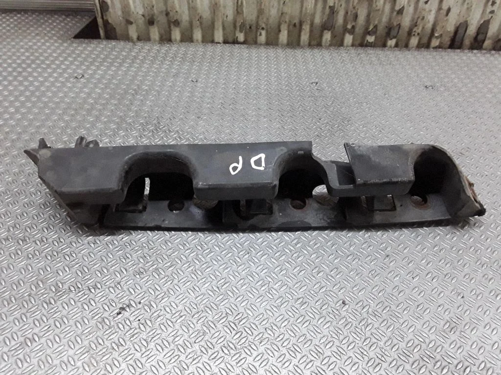 Front bumper mounting bracket 9644645680