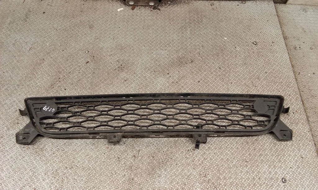 Front bumper lower grill 30763423