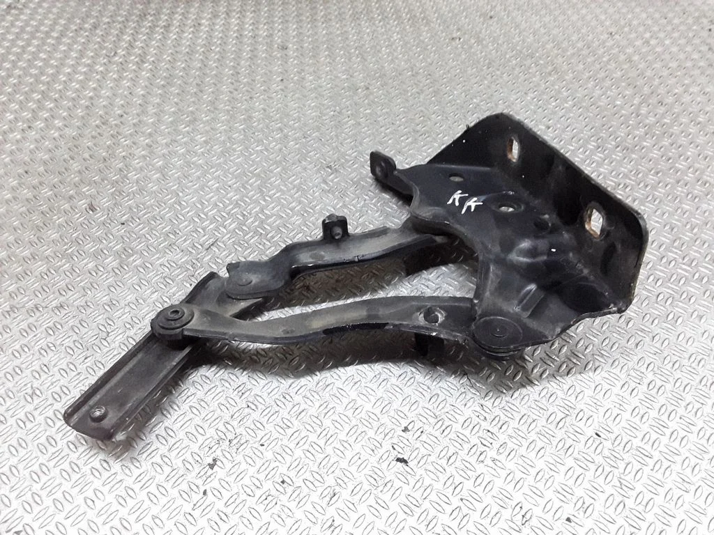 Engine bonnet/hood hinges – Mercedes-Benz B-Class W245 (2005-2011)