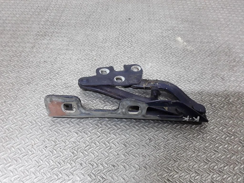 Engine bonnet/hood hinges 13311902