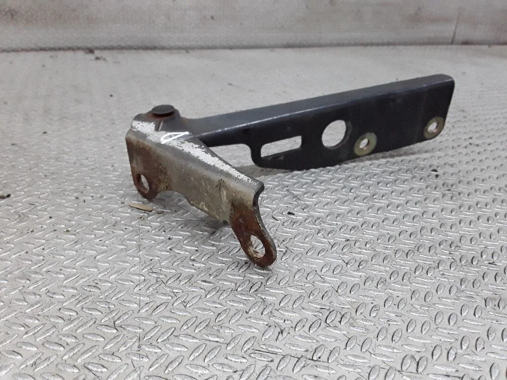 Engine bonnet/hood hinges – right