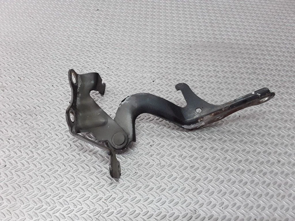 Engine bonnet/hood hinges – left
